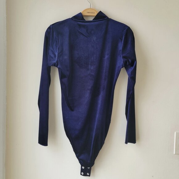 ₊˚ 🌜.⋆ Samantha Pleet NWT Sun + Moon velvet bodysuit ⋆🌞⁺₊ - Picture 5 of 9